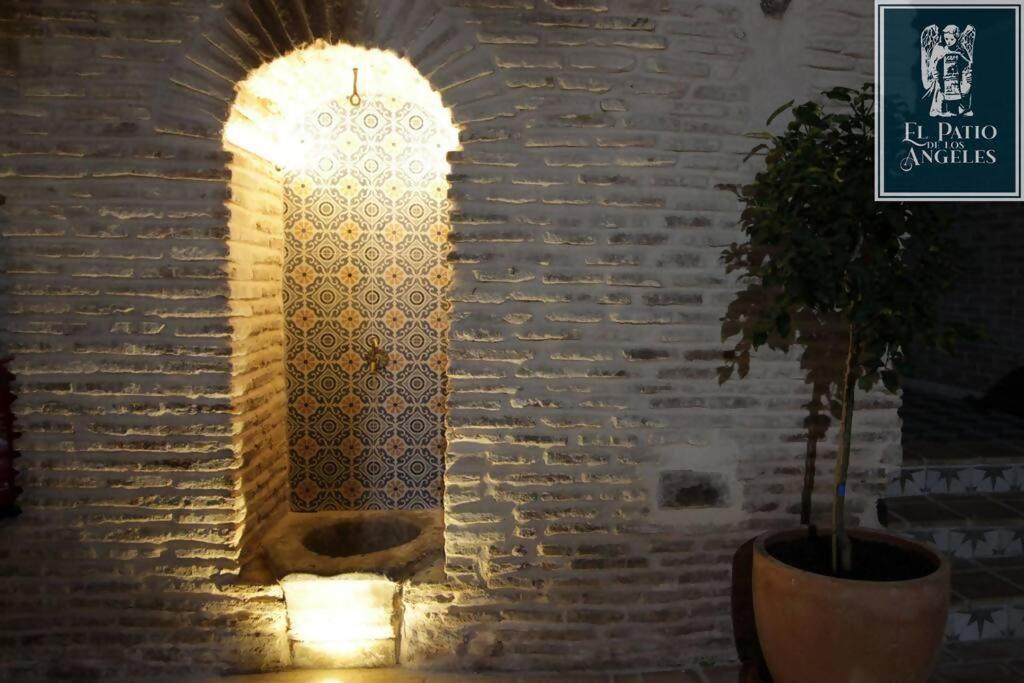 Patio De Angeles *